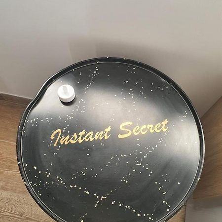 Instant Secret Bed and Breakfast Pourrieres Εξωτερικό φωτογραφία