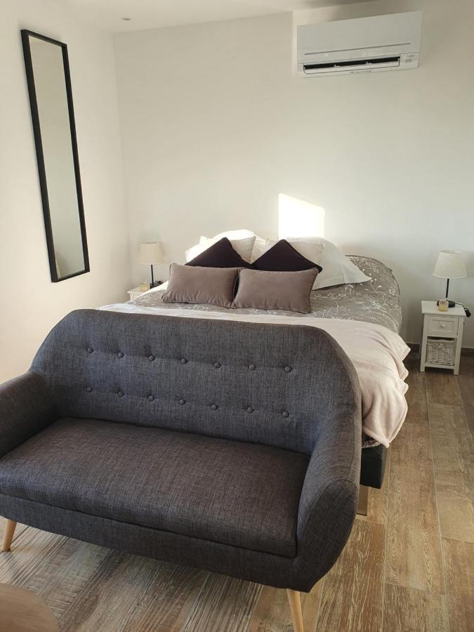 Instant Secret Bed and Breakfast Pourrieres Εξωτερικό φωτογραφία